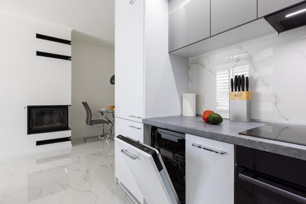 Apartament Z Basenem I Kominkiem ,,Baltic Sun” Sztutowo Exterior photo