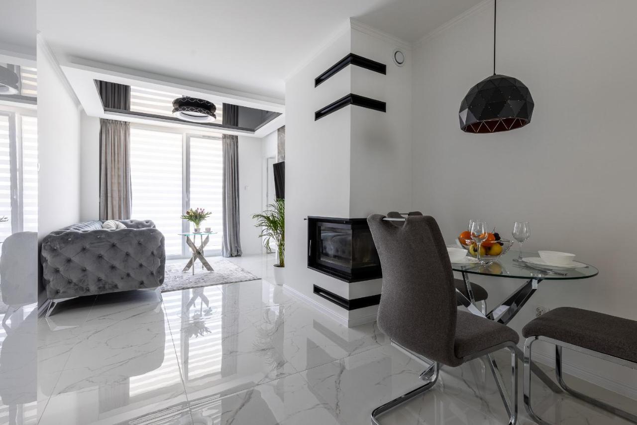 Apartament Z Basenem I Kominkiem ,,Baltic Sun” Sztutowo Exterior photo